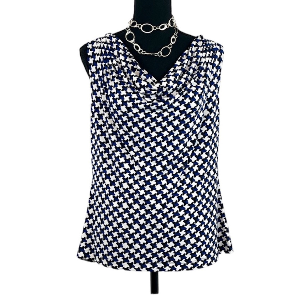 Calvin Klein woman’s large scoop neck sleeveless top